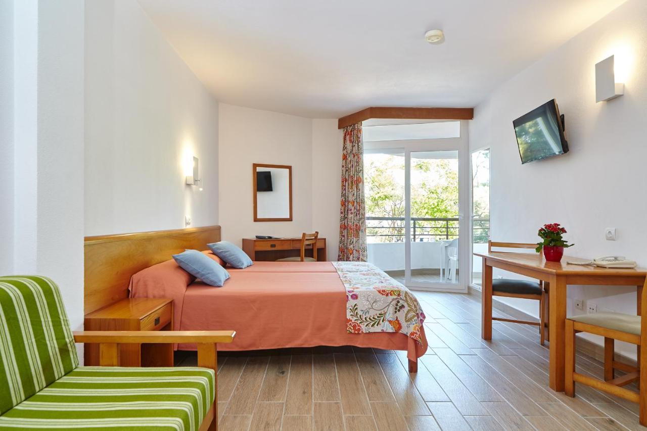 Apartamentos Ses Savines San Antonio  Ngoại thất bức ảnh